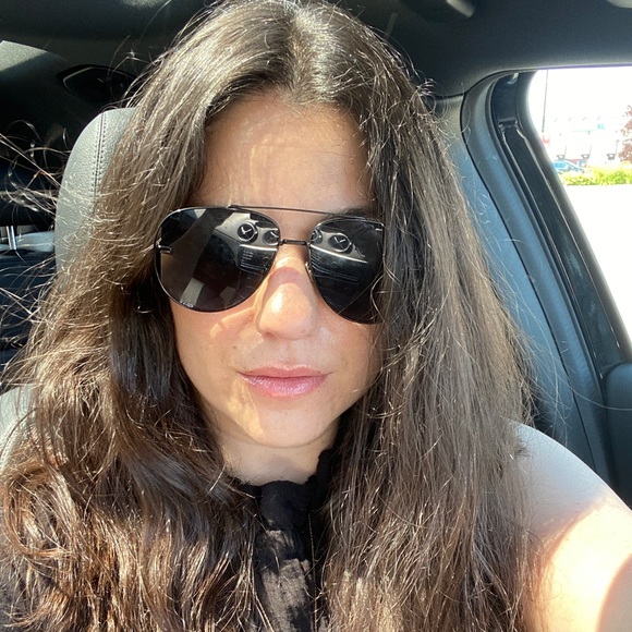 Meet your Posher, Ashley - Picture 1 of 1